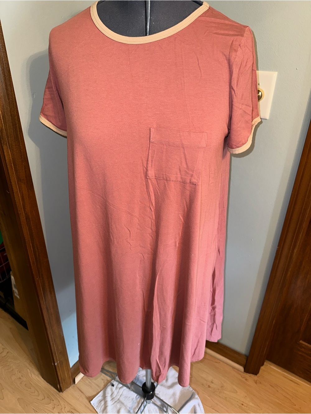 LuLaRoe Dusty Rose Short Sleeve Carly Dress with Cream Trim